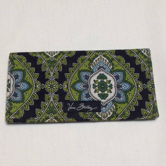 Vera Bradley Accessories - Vera Bradley Cambridge Check Book Cover NWOT